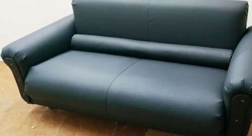 Обивка дивана на дому. Костерево